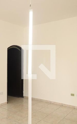 Casa para alugar com 270m², 4 quartos e 2 vagasQuarto 4