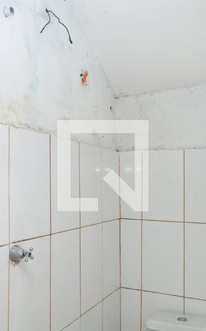 Casa para alugar com 270m², 4 quartos e 2 vagasBanheiro de Serviço