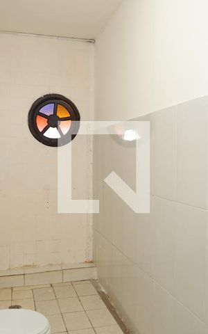 Casa para alugar com 270m², 4 quartos e 2 vagasBanheiro 2