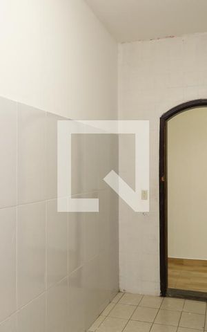 Casa para alugar com 270m², 4 quartos e 2 vagasBanheiro 2