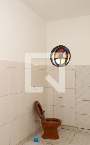 Casa para alugar com 270m², 4 quartos e 2 vagasBanheiro 1