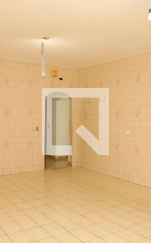 Casa para alugar com 270m², 4 quartos e 2 vagasCozinha