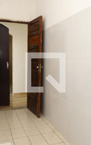 Casa para alugar com 270m², 4 quartos e 2 vagasBanheiro 2