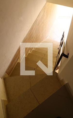 Casa para alugar com 169m², 3 quartos e 4 vagasEscada