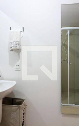 Studio para alugar com 30m², 1 quarto e sem vaga Studio para alugar com 30m², 1 quarto e sem vagaBanheiro