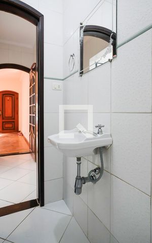Casa à venda com 120m², 2 quartos e 1 vagaBanheiro 2