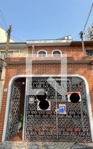 Casa à venda com 120m², 2 quartos e 1 vagaFachada + plaquinha