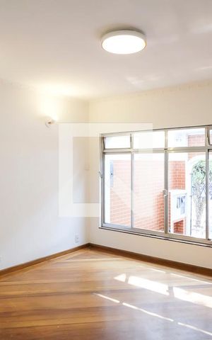 Casa à venda com 120m², 2 quartos e 1 vagaSala