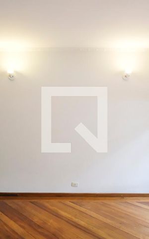 Casa à venda com 120m², 2 quartos e 1 vagaSala