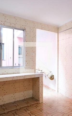 Casa à venda com 120m², 2 quartos e 1 vagaÁrea de serviço