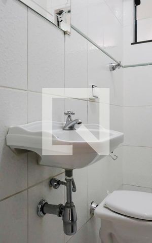 Casa à venda com 120m², 2 quartos e 1 vagaBanheiro 2