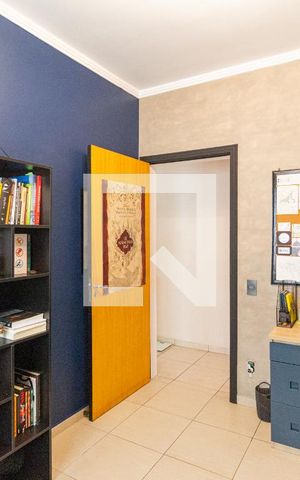 Casa à venda com 131m², 3 quartos e 2 vagasQuarto 1