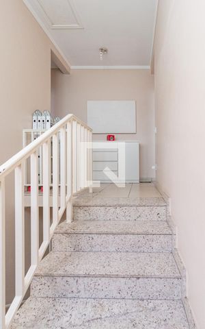 Casa à venda com 131m², 3 quartos e 2 vagasCorredor