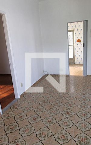 Casa para alugar com 120m², 2 quartos e 3 vagasSala