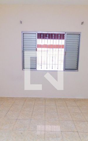Casa à venda com 140m², 2 quartos e 2 vagas Casa à venda com 140m², 2 quartos e 2 vagasQuarto 1