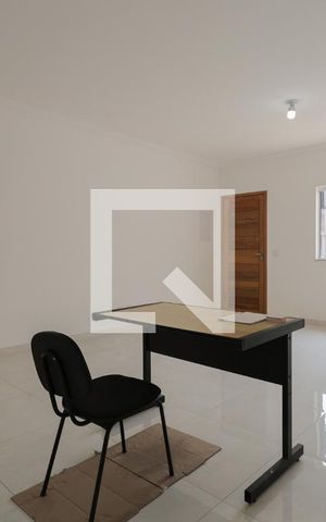 Casa à venda com 95m², 3 quartos e 2 vagas Casa à venda com 95m², 3 quartos e 2 vagasSala