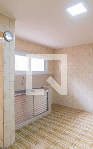 Casa à venda com 135m², 2 quartos e 2 vagasCozinha