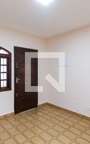 Casa à venda com 135m², 2 quartos e 2 vagasSala