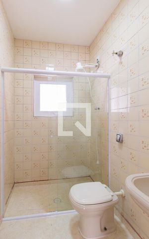 Casa à venda com 135m², 2 quartos e 2 vagasBanheiro 1
