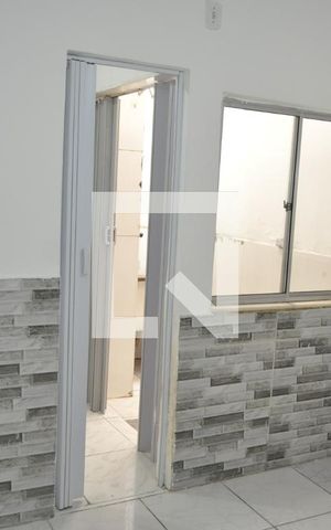 Casa para alugar com 40m², 1 quarto e sem vagaQuarto 