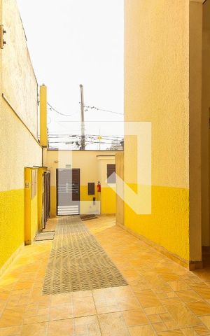 Apartamento para alugar com 34m², 2 quartos e sem vagaÁrea comum