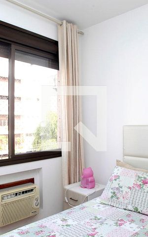 Apartamento à venda com 80m², 3 quartos e 2 vagasQuarto 2