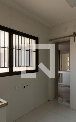 Apartamento à venda com 500m², 3 quartos e 4 vagas Apartamento à venda com 500m², 3 quartos e 4 vagasArea de Serviço