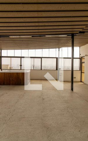 Apartamento à venda com 500m², 3 quartos e 4 vagas Apartamento à venda com 500m², 3 quartos e 4 vagasCobertura