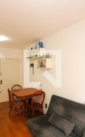 Apartamento à venda com 104m², 1 quarto e 1 vaga Apartamento à venda com 104m², 1 quarto e 1 vagaSala
