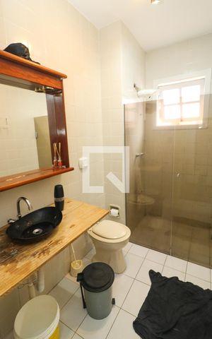 Apartamento à venda com 104m², 1 quarto e 1 vaga Apartamento à venda com 104m², 1 quarto e 1 vagaBanheiro