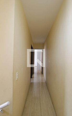 Casa à venda com 178m², 3 quartos e 3 vagasCorredor - Quartos
