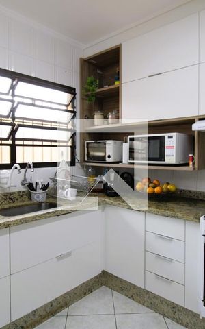 Casa à venda com 178m², 3 quartos e 3 vagasCozinha