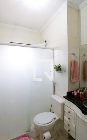 Casa à venda com 178m², 3 quartos e 3 vagasBanheiro da Suíte