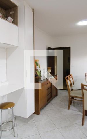 Casa à venda com 178m², 3 quartos e 3 vagasCozinha