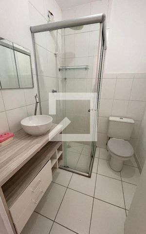 Apartamento para alugar com 45m², 2 quartos e 1 vaga Apartamento para alugar com 45m², 2 quartos e 1 vagaBanheiro