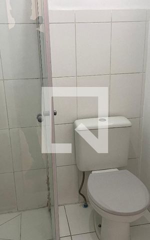 Apartamento para alugar com 45m², 2 quartos e 1 vaga Apartamento para alugar com 45m², 2 quartos e 1 vagaBanheiro