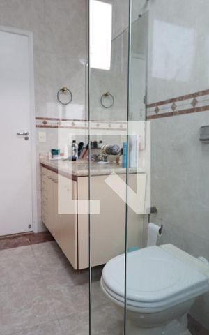 Casa à venda com 350m², 4 quartos e 3 vagasBanheiro Social