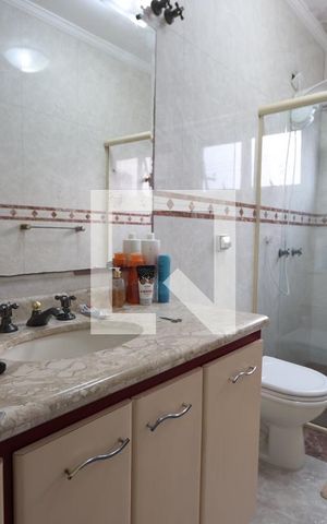 Casa à venda com 350m², 4 quartos e 3 vagasBanheiro Social