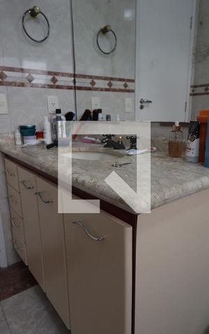 Casa à venda com 350m², 4 quartos e 3 vagasBanheiro Social