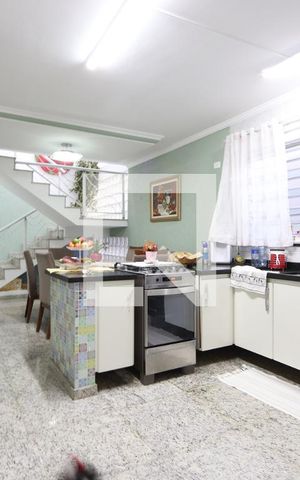 Casa à venda com 350m², 4 quartos e 3 vagasCozinha