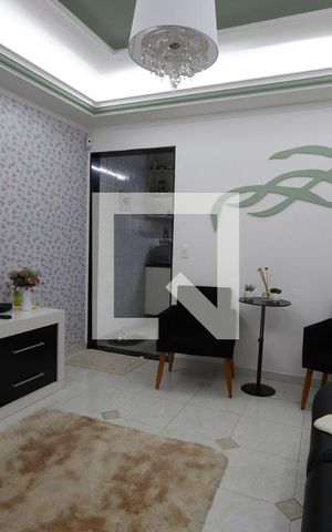 Casa à venda com 350m², 4 quartos e 3 vagasSala