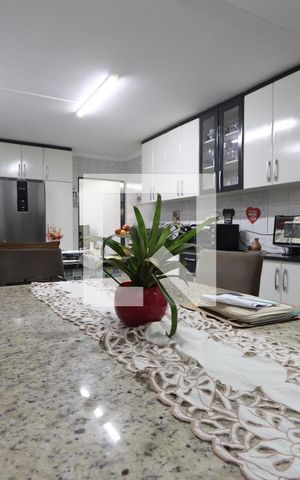 Casa à venda com 350m², 4 quartos e 3 vagasSala de Jantar