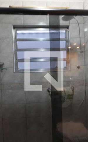 Casa à venda com 350m², 4 quartos e 3 vagasBanheiro do térreo