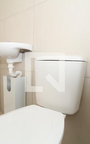 Apartamento para alugar com 47m², 2 quartos e sem vagaBanheiro 