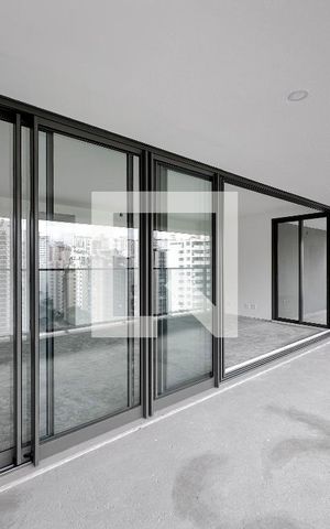 Apartamento à venda com 210m², 4 quartos e 3 vagasVaranda