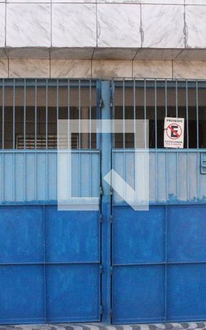 Casa à venda com 120m², 8 quartos e 2 vagasFachada