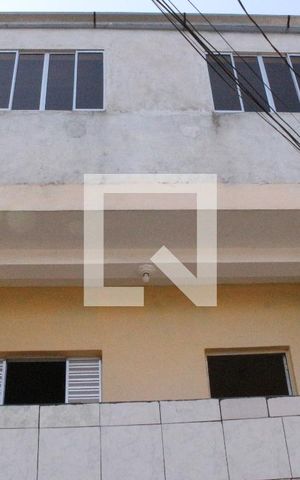 Casa à venda com 120m², 8 quartos e 2 vagasFachada
