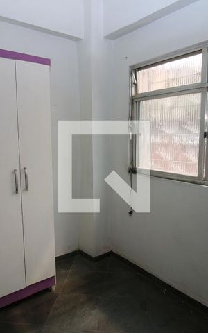 Casa para alugar com 48m², 1 quarto e sem vagaQuarto