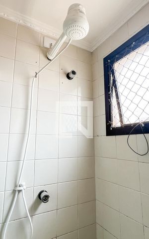 Apartamento para alugar com 58m², 2 quartos e 1 vaga Apartamento para alugar com 58m², 2 quartos e 1 vagaBanheiro