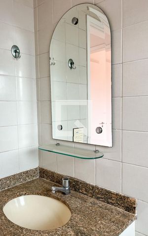 Apartamento para alugar com 58m², 2 quartos e 1 vaga Apartamento para alugar com 58m², 2 quartos e 1 vagaBanheiro